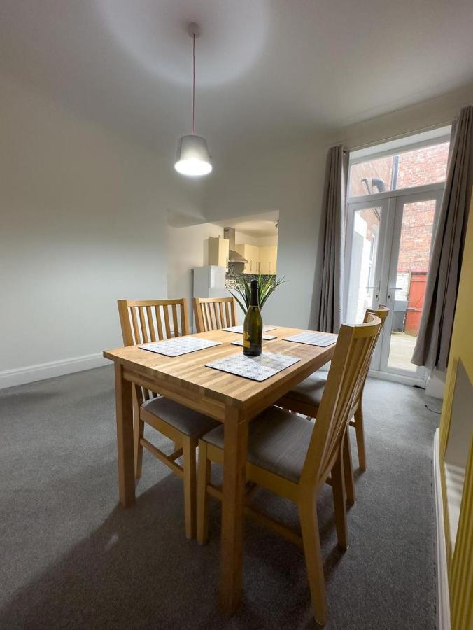 The Beatles House - Penny Lane - Contractors -relocating-3bedroom Liverpool