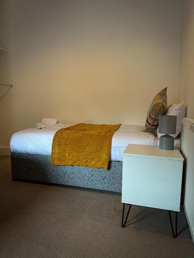 Apartment The Beatles House - Penny Lane - Contractors -relocating-3bedroom